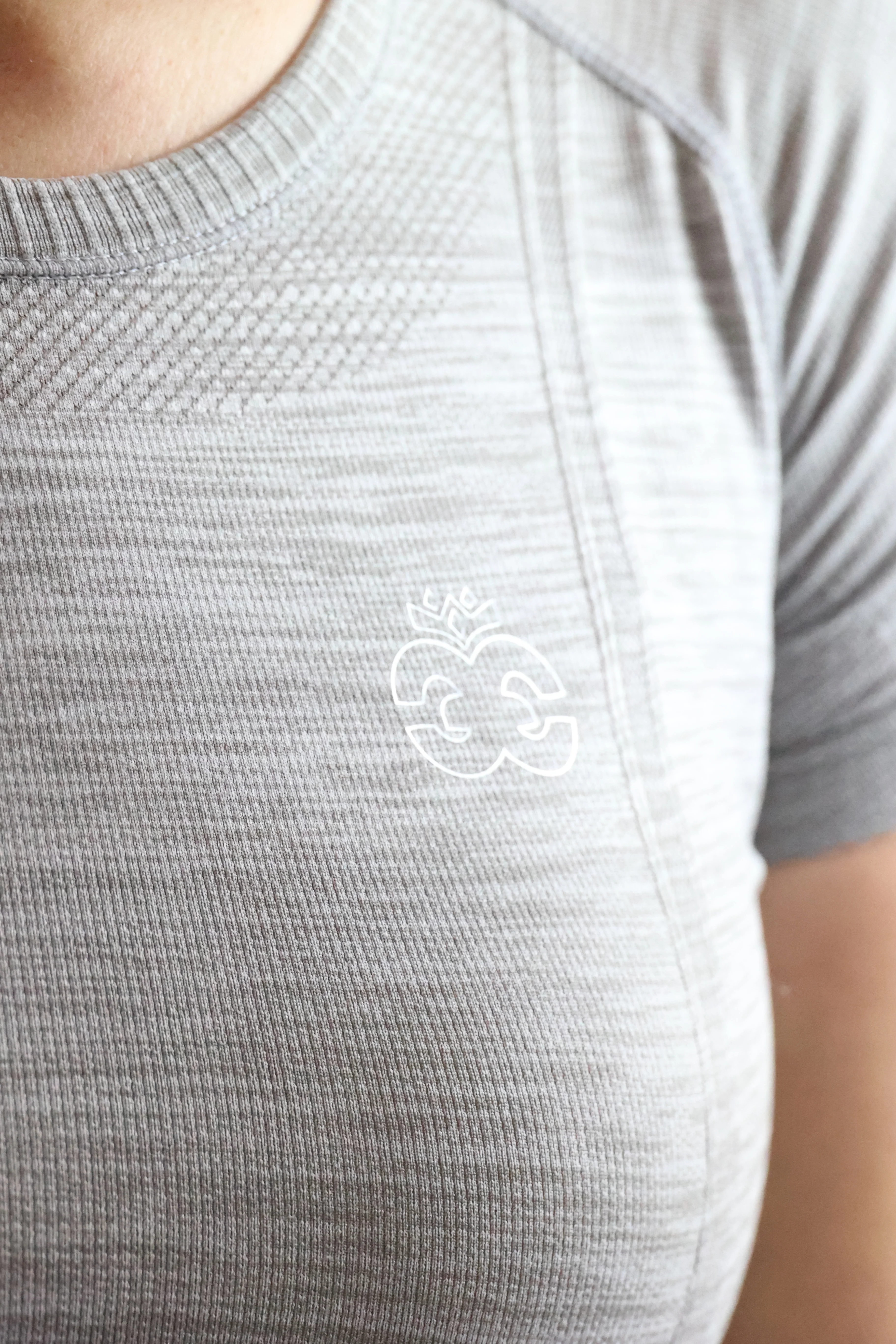 Dory Seamless Training Top - Slate Grey - Image 9