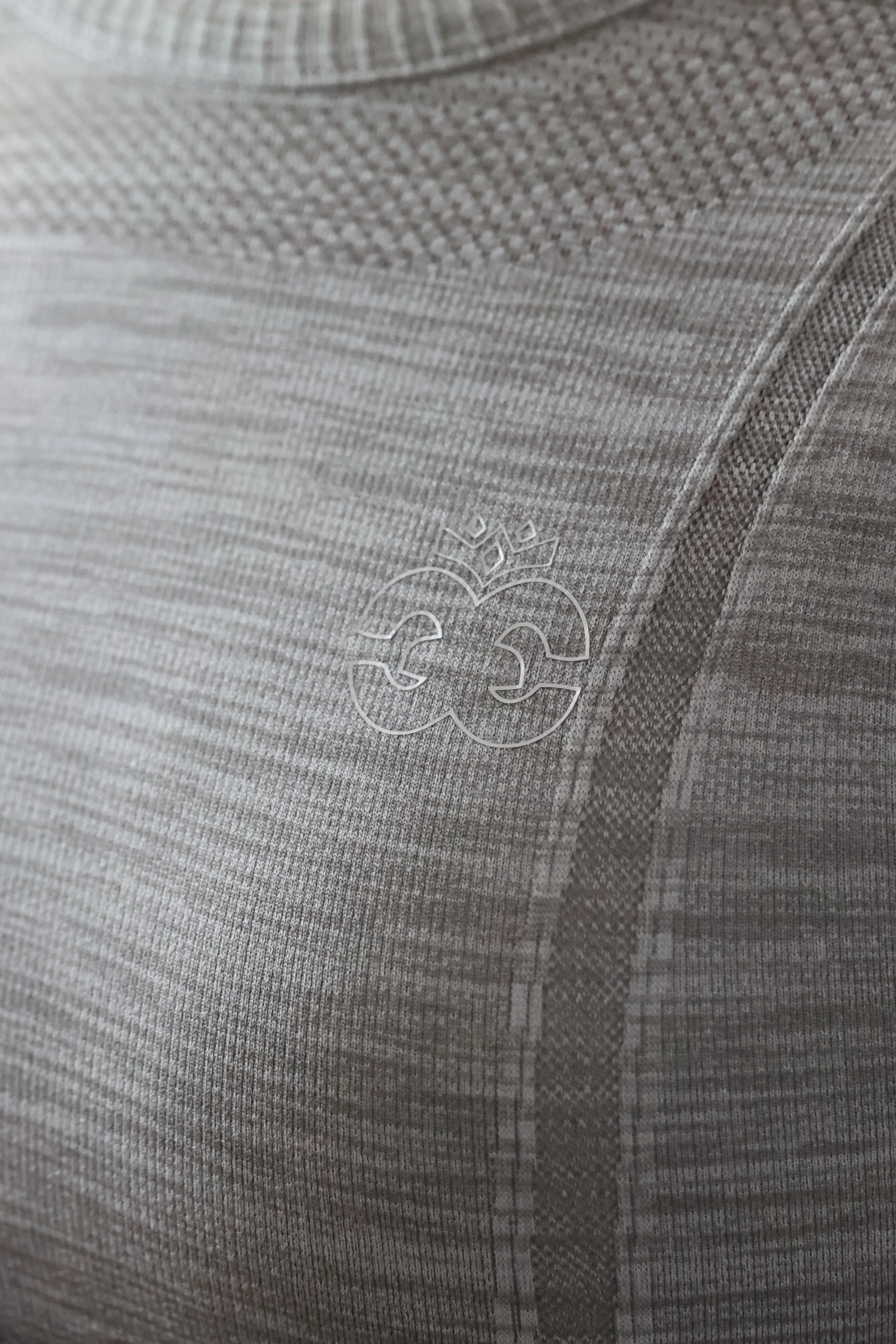 Molly Seamless Training Top - Slate Grey - Image 10